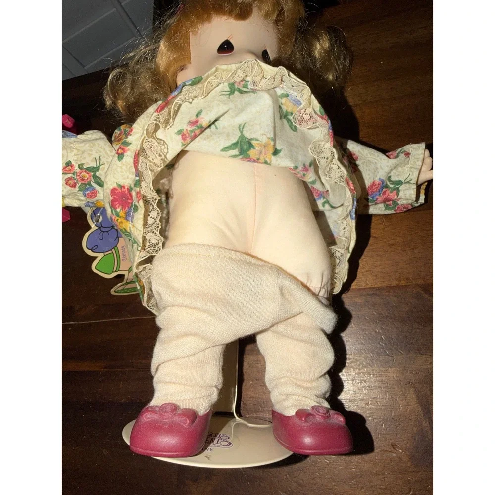 Precious Moments Chrissy November Doll Floral Dress Watering Can Stand 9 inch